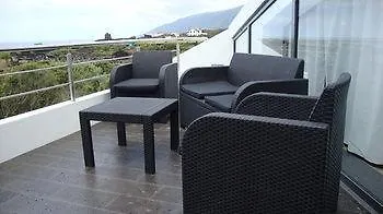 Casas Da Junqueira * Prainha (Sao Roque do Pico)